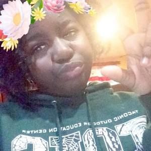 Meet your Posher, Alysha